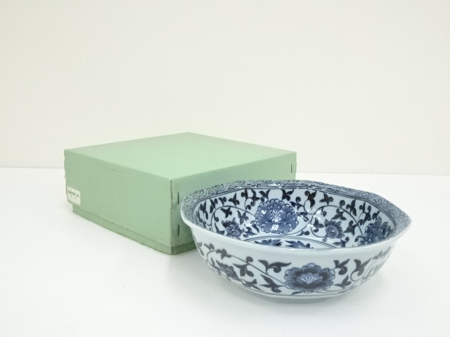 Pottery & Ceramics